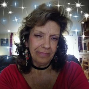 Meet your Posher, Debra